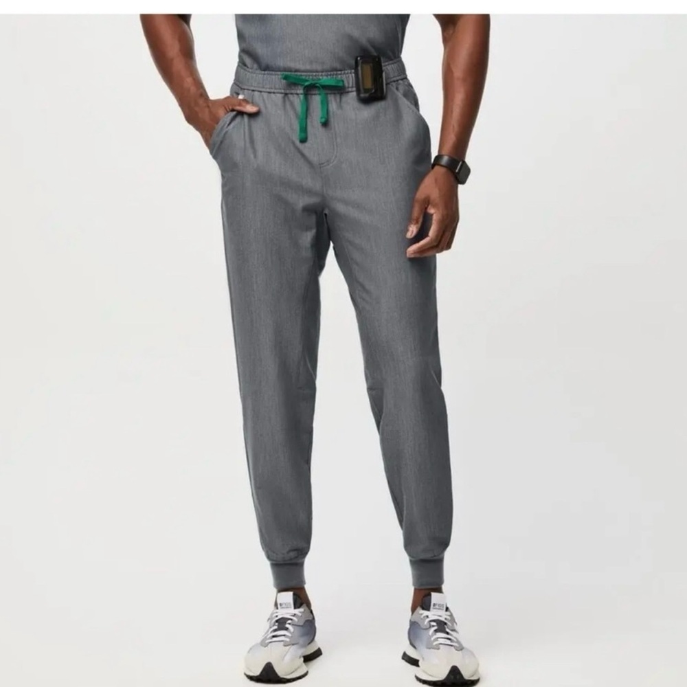 Figs Tansen Scrub Graphite Grey Mens Jogger Size M/S PO1517